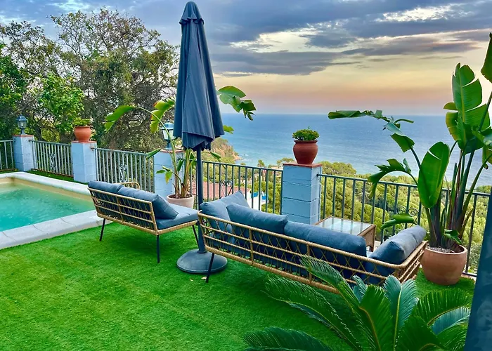 Seahomes Vacations, La Casa Blue Mediterranean Lifestyle