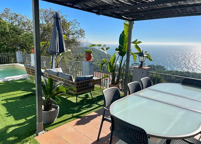 Seahomes Vacations, La Casa Blue Mediterranean Lifestyle