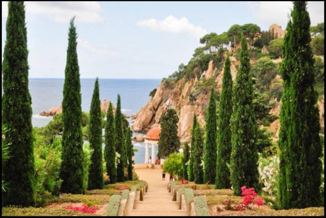 Seahomes Vacations, La Casa Blue Mediterranean Lifestyle Villa